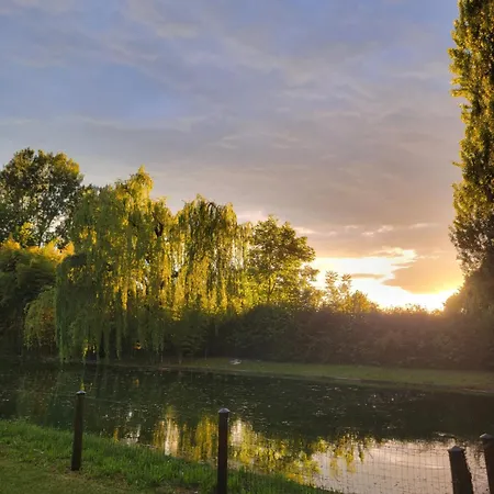 ファームステイ La Lupa