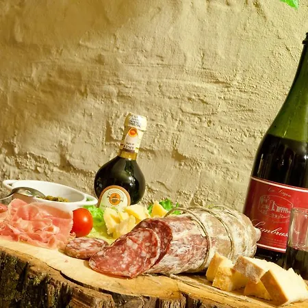 Κατάλυμα σε φάρμα La Lupa