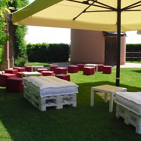 Agriturismo La Lupa *