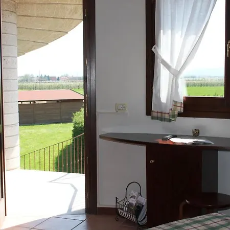 Κατάλυμα σε φάρμα La Lupa *