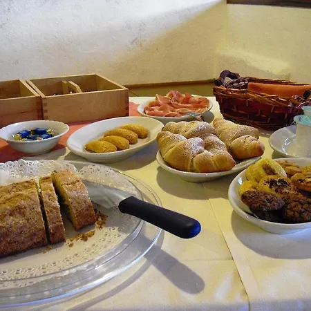 La Lupa Farm stay